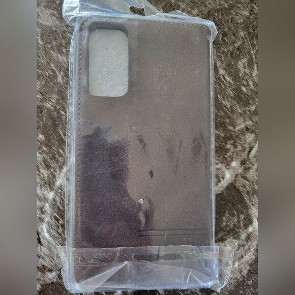 Brown Faux Leather Flip Case For Samsung Galaxy S20 FE - Picture 2 of 4